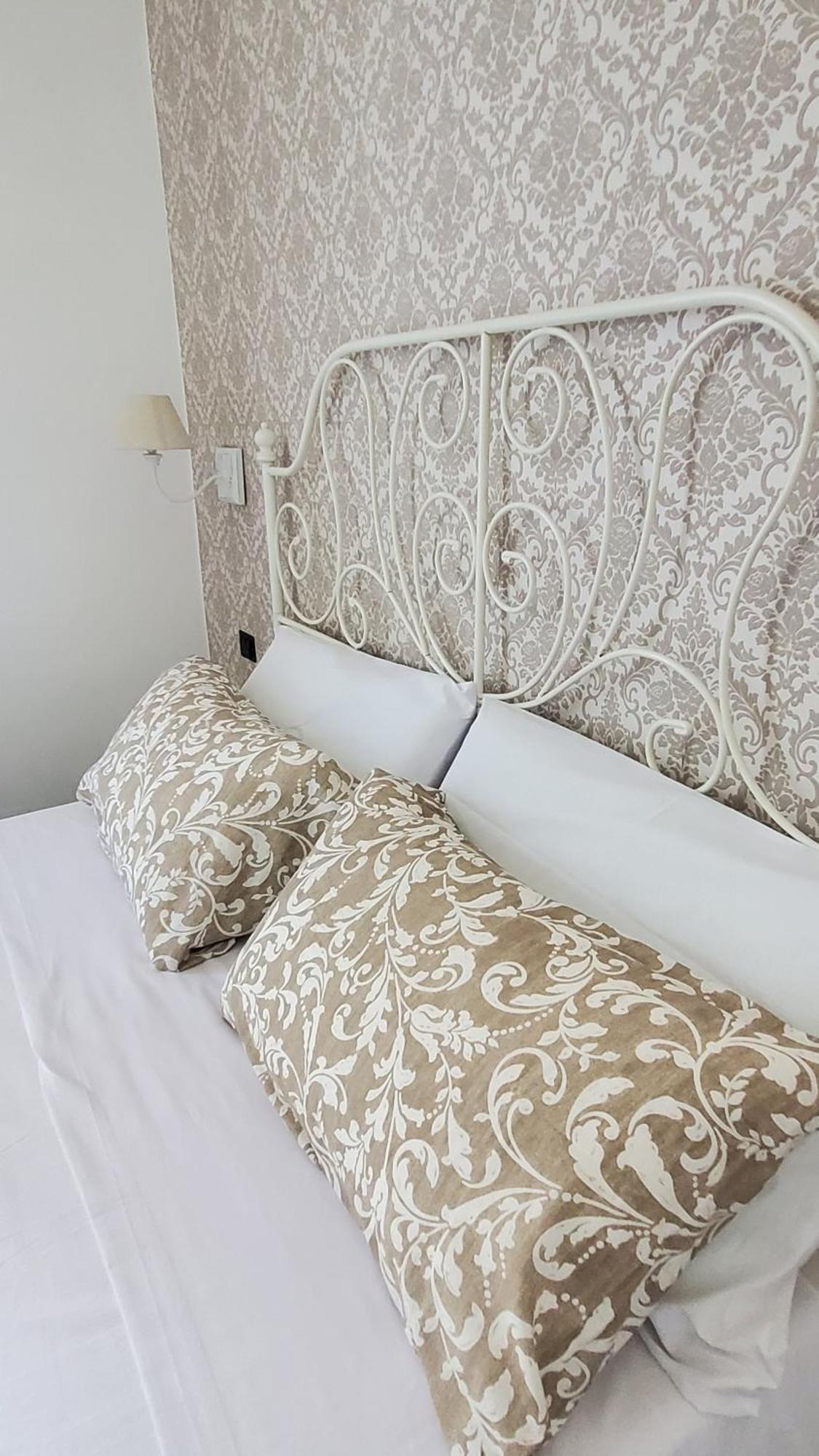 Domus Mia Apartment Tivoli Luaran gambar